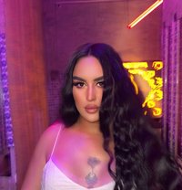 Short visit xxl شمس عربيه سكسيه - Acompañantes transexual in İstanbul Photo 26 of 28