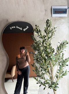 ShortHairQueen - puta in Manila Photo 11 of 11
