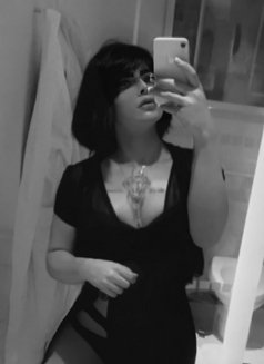 Shoshoعربيه - Transsexual escort in Dubai Photo 3 of 7
