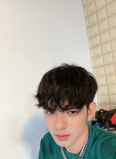 Calix - Acompañantes masculino in Makati City Photo 6 of 9