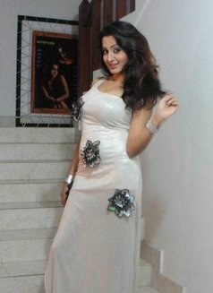 Shree - escort in Mumbai Photo 2 of 3