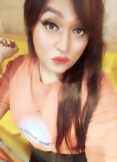 Shree22 - Transsexual escort in Mumbai Photo 18 of 19