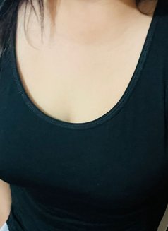 Shretha - escort in Abu Dhabi Photo 1 of 3