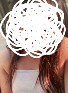 Shretha - escort in Abu Dhabi Photo 3 of 4