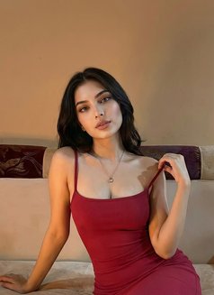 Shreya Call girl service independent - escort in Kolkata Photo 4 of 5