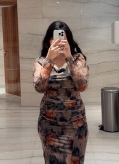 Shreya Curvy Model in Business Bay - escort in Dubai Photo 7 of 8