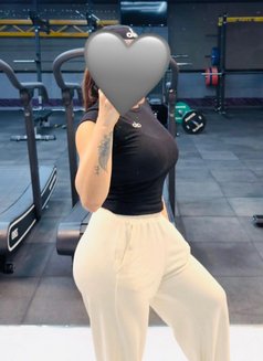 Shreya Curvy Model - escort in Dubai Photo 9 of 9