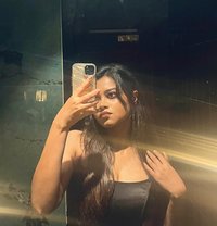 Shreya - puta in Jaipur
