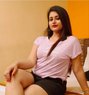Shreya - escort in Mumbai Photo 1 of 3