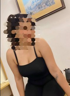 Shreya for Cam and real meet - escort in Bangalore Photo 1 of 3