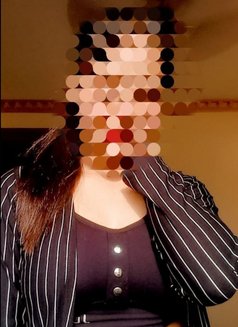 Shreya for Cam and real meet - escort in Bangalore Photo 3 of 3