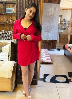 Shreya in Guwahati - escort in Guwahati Photo 3 of 4