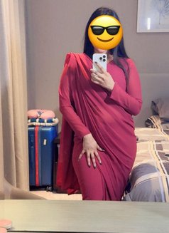 Shreya Independent Model (Business Bay) - puta in Dubai Photo 2 of 12