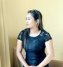 Shreya - puta in Bangalore Photo 2 of 3