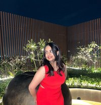 Shreya - escort in Candolim, Goa Photo 1 of 2