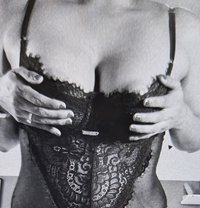 Shreya - escort agency in Noida