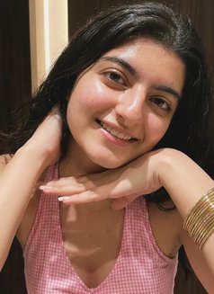 Shreya - escort in Hyderabad Photo 1 of 2