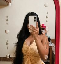 Shreya - puta in Hyderabad Photo 1 of 5