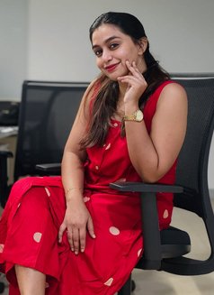 Shreya - puta in Kochi Photo 2 of 2