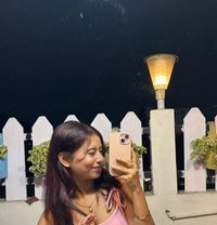 Shreya - escort in Maldives Photo 1 of 6