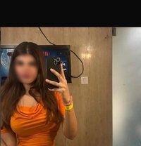 Shreya - escort in New Delhi