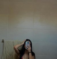 Shreya - escort in Noida