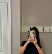 Shreya - escort in Noida