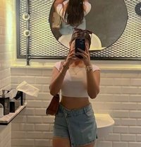 Shreya - escort in Pune