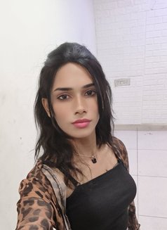 Shreya - Transsexual escort in Hyderabad Photo 1 of 3