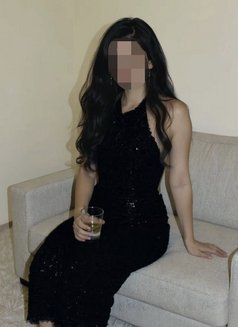 Cam & real meet with Shreya joshi - escort in Pune Photo 3 of 3