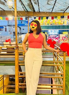 Shreya for fully hand cash service - escort in Kathmandu Photo 1 of 2