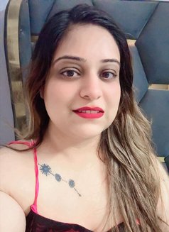 Shreya Kalra 🥰🦹🏻‍♀️ - escort in Ahmedabad Photo 2 of 8