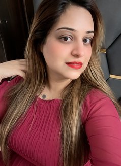 Shreya Kalra 🥰🦹🏻‍♀️ - escort in Ahmedabad Photo 6 of 8