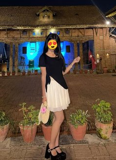 Hand cash service available here - escort in Kathmandu Photo 2 of 2
