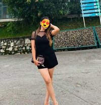 Hand cash service available - escort in Kathmandu