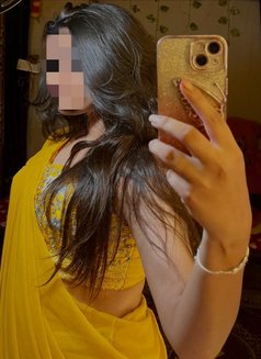 Shreya Malhotra — Refined Lifestyle Comp - escort in Hyderabad Photo 1 of 1