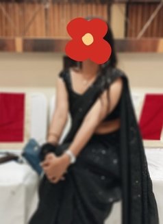 ꧁༒Shreya🦋(Meet & Cam)༒꧂25 - puta in Mumbai Photo 3 of 4