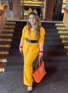 Shreya Patil - escort in Bangalore Photo 1 of 6