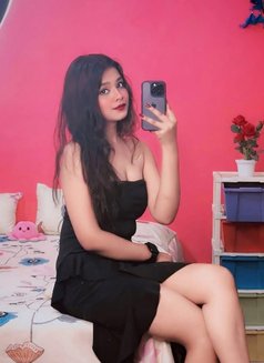 Shreya Real Cam - puta in Bangalore Photo 6 of 6