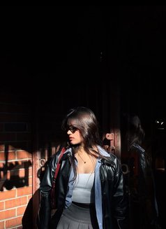 Shreya Real Cam - escort in Bangalore Photo 2 of 5
