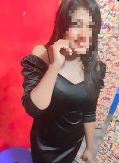 Shreya Real Cam - escort in Bangalore Photo 4 of 5