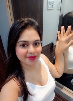 Shreya Reddy - escort in Hyderabad Photo 2 of 3