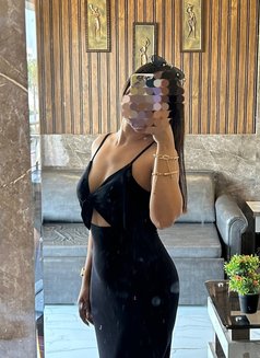 Shreya ( sexual chat, webcam ) meet up - escort in Hyderabad Photo 5 of 5