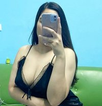 Shreya Shrestha, Cam Meet - puta in Kathmandu