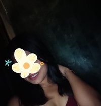 Shreya Shrivastava - escort in Noida