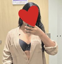 Shreya Singh 22 Years - escort in Mumbai Photo 5 of 8
