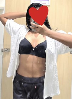 Shreya Singh 22 Years - escort in Mumbai Photo 2 of 8