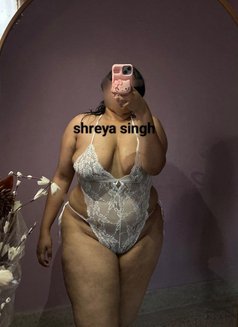 Shreya Singh - puta in Kolkata Photo 2 of 4