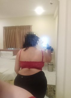 Shreya Singh - escort in Kolkata Photo 19 of 22