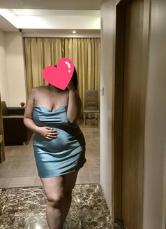 Shreya Singh - escort in Kolkata Photo 1 of 21